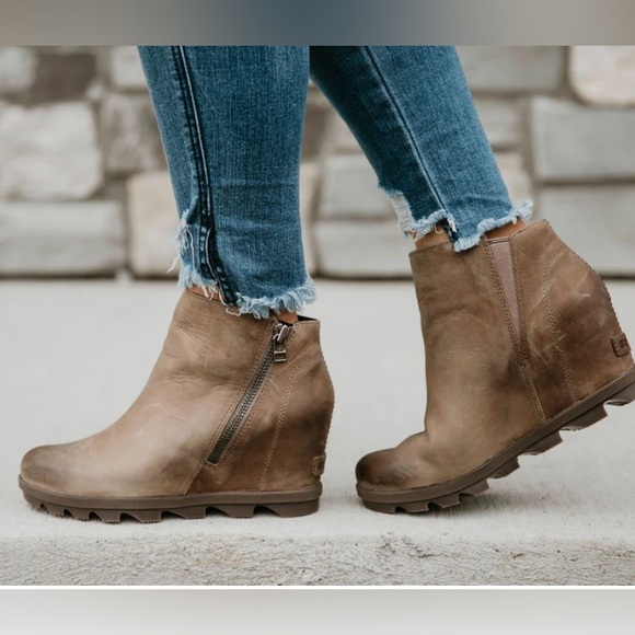 Sorel Shoes - Sorel Boots Womens 9 Joan of Arctic II Wedge Waterproof Brown Leather Booties